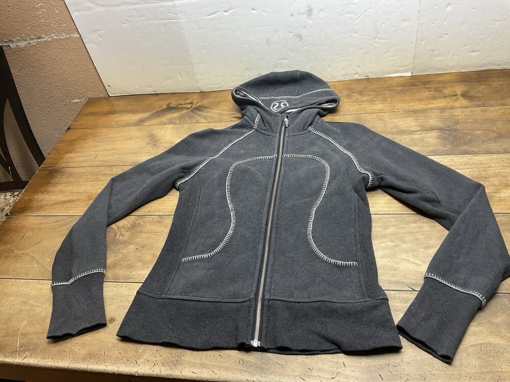 Lululemon Special Edition Scuba Hoodie Gray With White Contrast Stitch Size 6